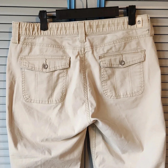 Levi's Khaki Cropped Wide Leg Pants - Picture 7 of 11